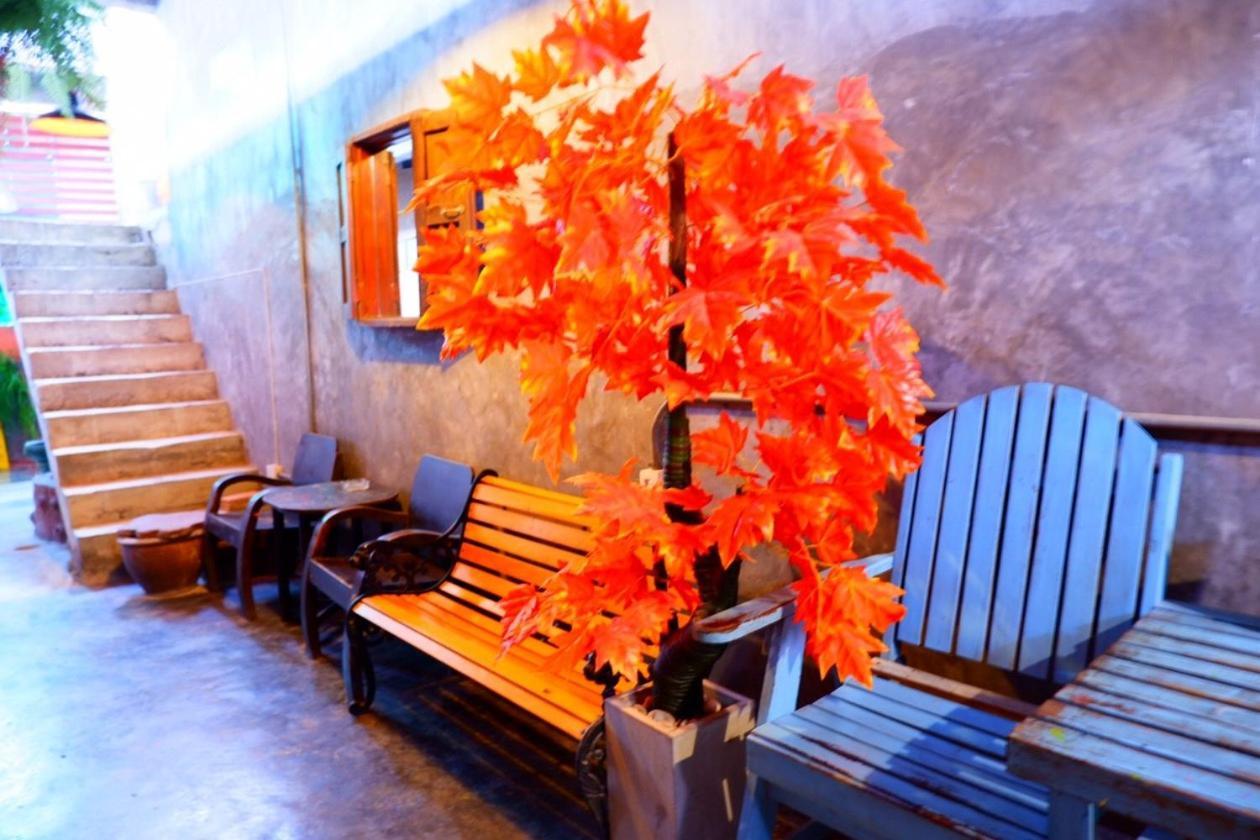 Bigboss Hostel Thong Sala Exterior foto
